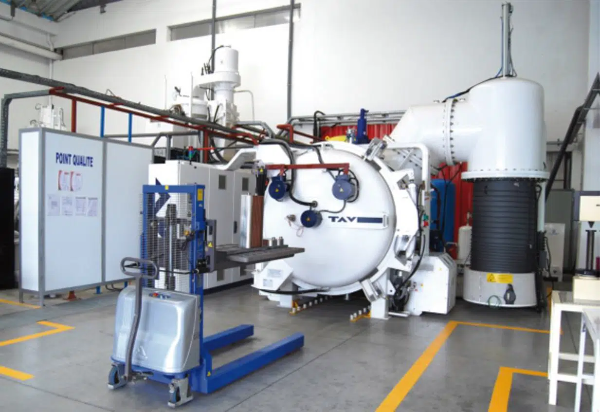 FOUR TAV FMTM Découvrez l'expertise unique de FMTM, première entreprise marocaine de traitements thermiques depuis 1988, dans l'aéronautique, l'industrie...
